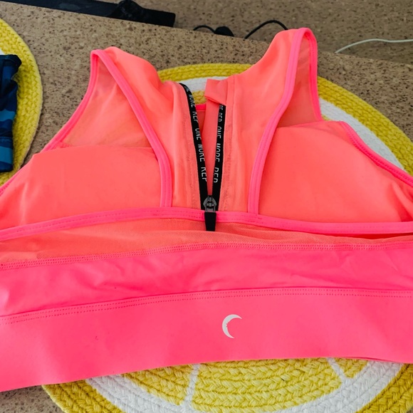 Lot of 3 Sports Bras Zyia - Picture 2 of 6